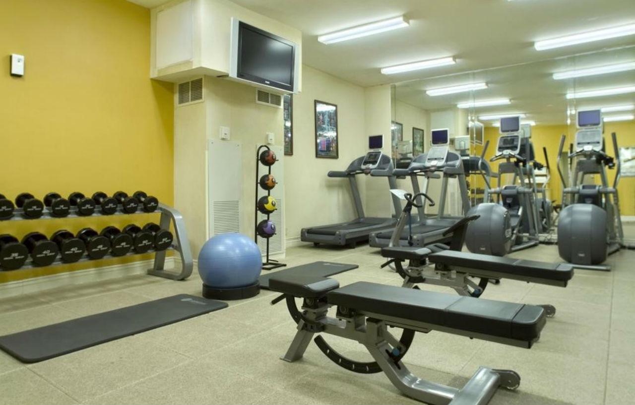 Hotel Doubletree By Hilton Norfolk Airport Extérieur photo