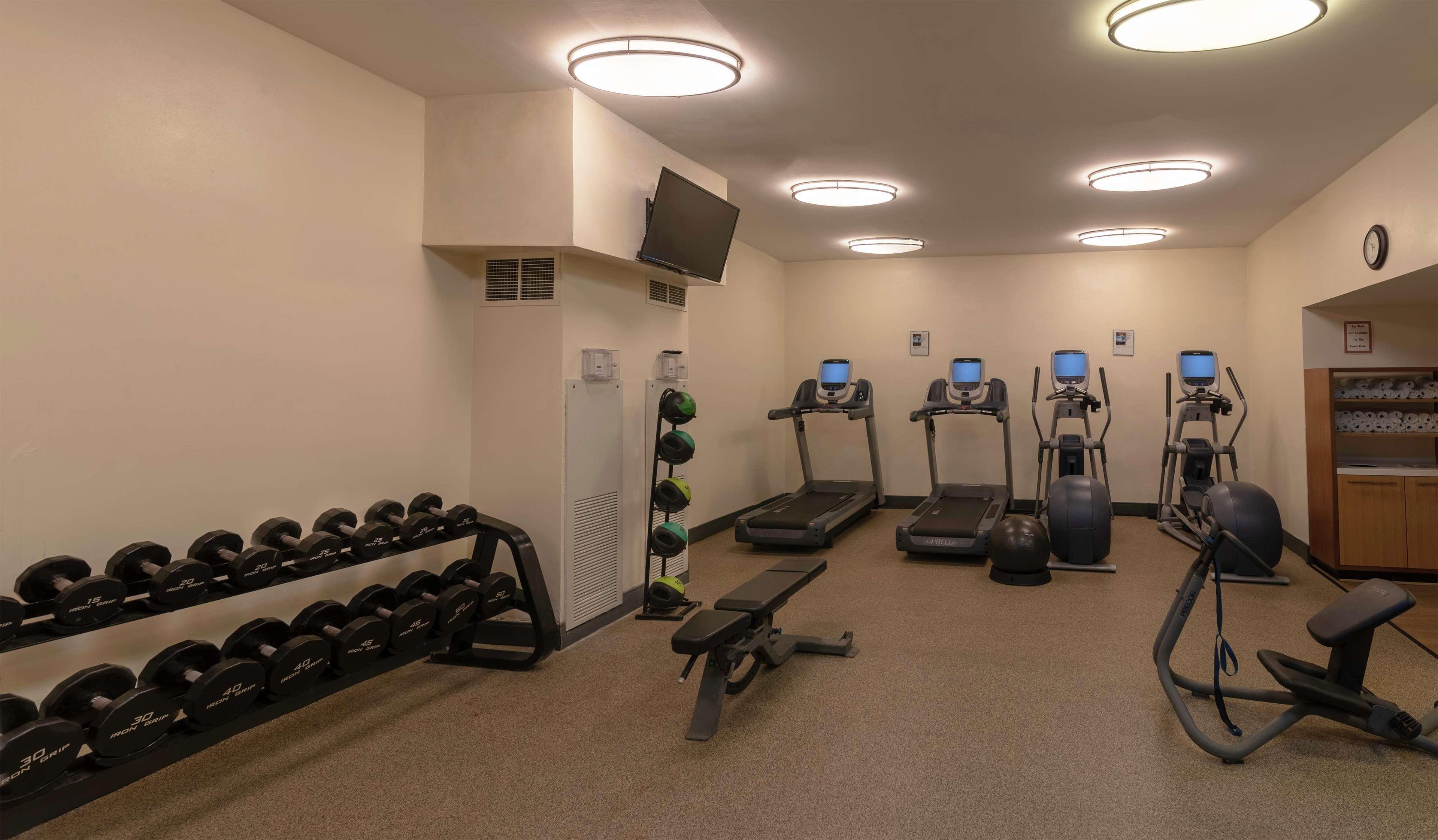 Hotel Doubletree By Hilton Norfolk Airport Extérieur photo